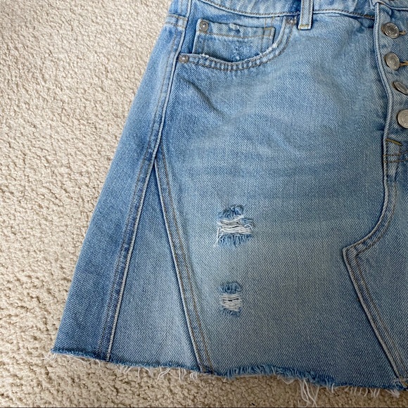 NWOT Free People buttonfly denim skirt - Picture 3 of 6
